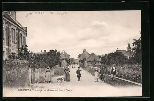 AK Rouziers, Entrée du Bourg