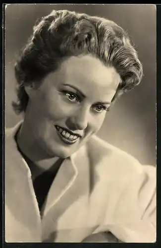 AK Schauspielerin Sonja Schönherr in einer Filmrolle