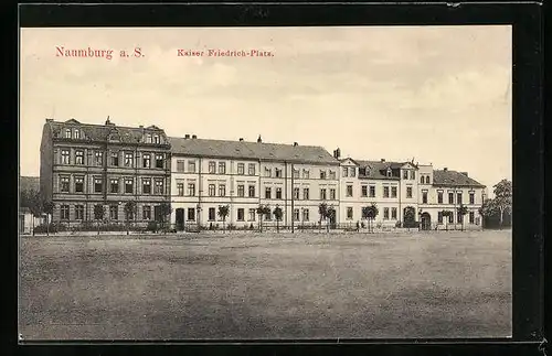 AK Naumburg a. S., Wohnhauspartie am Kaiser-Wilhelm-Platz