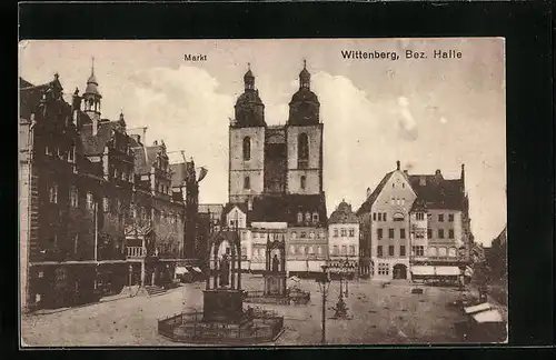 AK Wittenberg /Bez. Halle, Marktplatz mit Denkmälern