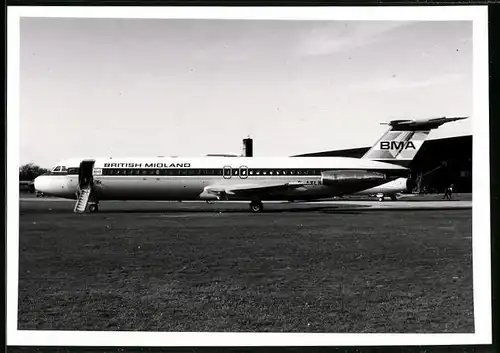 Fotografie Flugzeug Passagierflugzeug der British Midland BMA