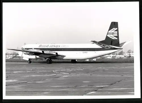 Fotografie Flugzeug Vickers Vanguard, British Airways Cargo, Kennung G-APET