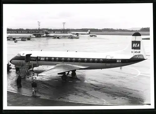 Fotografie Flugzeug Vickers Viscount, Passagierflugzeug der BEA, Kennung G-AOJE