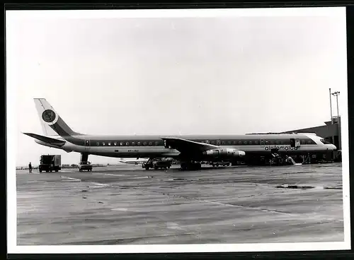 Fotografie Flugzeug Douglas DC-8, Passagierflugzeug der Air Jamaica, Kennung 6Y-JGC