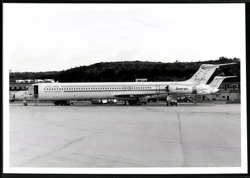 Fotografie Flugzeug McDonnell Douglas MD-80, Passagierflugzeug der Antillean Airlines