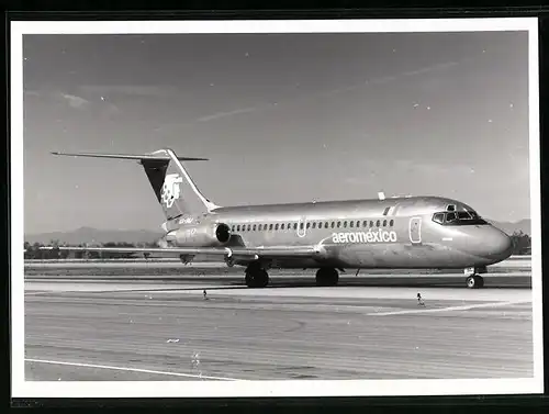 Fotografie Flugzeug Douglas DC-9, Passagierflugzeug der Aeromexico, Kennung XA-SOJ