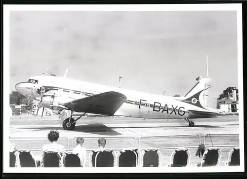Fotografie Flugzeug Douglas DC-3, Passagierflugzeug der Air France. Kennung F-BAXG