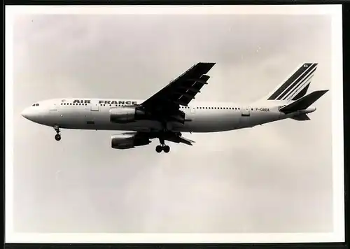 Fotografie Flugzeug Boeing 757, Passagierflugzeug der Air France, Kennung F-GBEA