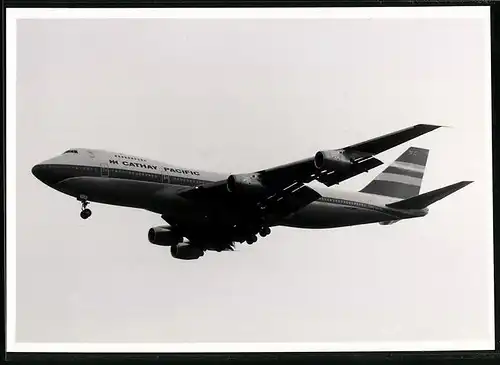 Fotografie Flugzeug Boeing 747 Jumbojet, Passagierflugzeug der Cathay Pacific