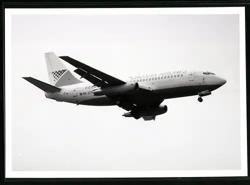 Fotografie Flugzeug Boeing 737, Passagierflugzeug der Croatia Airlines, Kennung RC-CTC