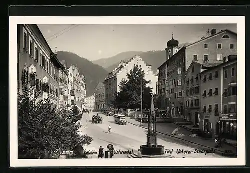 AK Kufstein, Unterer Stadtplatz mit Besuchern