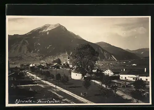 AK Ehrwald, Ortsansicht mit Danielspitze