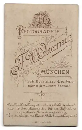 Fotografie F. X .Ostermayr, München, Schillerstr. 4, Portrait junges Brautpaar im schwarzen Kleid und Anzug