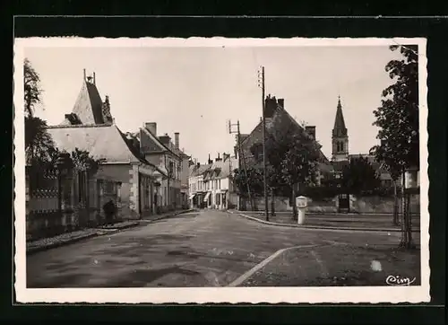 AK Ligueil, Grande Rue, Nord et partie du Mail