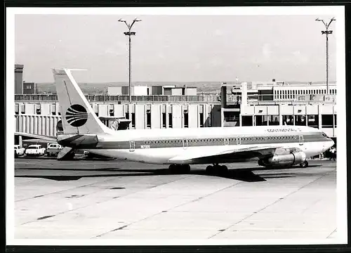 Fotografie Flugzeug Boeing 720, Passagierflugzeug der Contiental Airlines, Kennung N17326