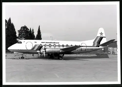 Fotografie Flugzeug Vickers Viscount, Passagierflugzeug Air Zimbabwe, Kennung Z-YNB