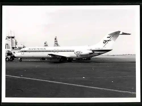 Fotografie Flugzeug Douglas DC-9, Passagierflugzeug AVENSA, Kennung YV-70C
