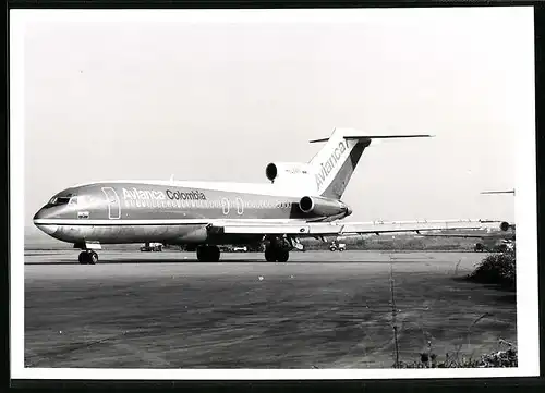 Fotografie Flugzeug Boeing 727, Passagierflugzeug Avianca Colombia, Kennung-2845X