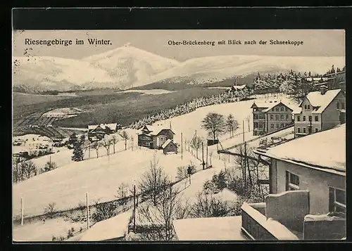 AK Ober-Brückenberg i. Rsgb., Ortsansicht mit Blick nach der Schneekoppe