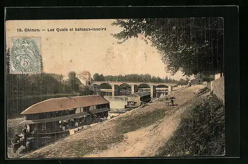 AK Chinon, Les Quais et bateaux-lavoirs