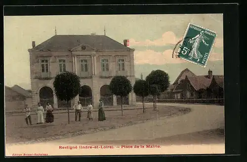 AK Restigné, Place de la Mairie