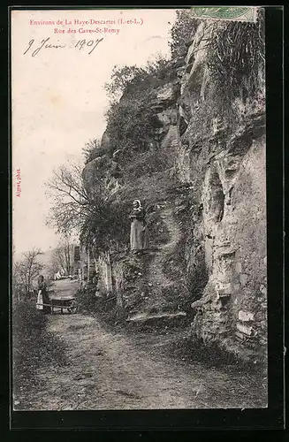 AK St-Remy, Rue des Caves, Strassenpartie