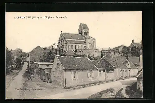 AK Labruyere, L`Eglise et la Montee
