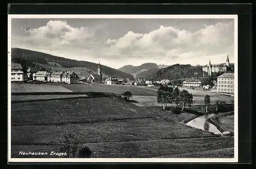 AK Neuhausen /Erzgeb., Ortspartie mit Kirche