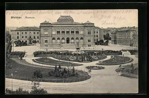 AK Weimar, Museum mit Brunnen