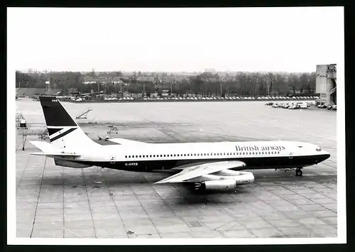 Fotografie Flugzeug Boeing 707, Passagierflugzeug British Airways, Kennung G-ARRB