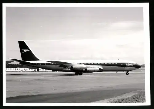 Fotografie Flugzeug Boeing 707, Passagierflugzeug BOAC Cunard, Kennung G-ARRC