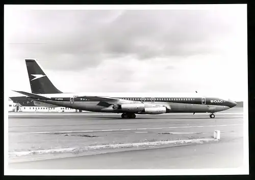 Fotografie Flugzeug Boeing 707, Passagierflugzeug BOAC, Kennung G-APFO