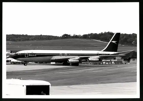Fotografie Flugzeug Boeing 707, Passagierflugzeug BOAC, Kennung G-APFJ