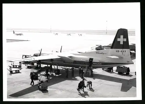 Fotografie Flugzeug Fokker F27, Passagierflugzeug Balair, Kennung HB-AAV