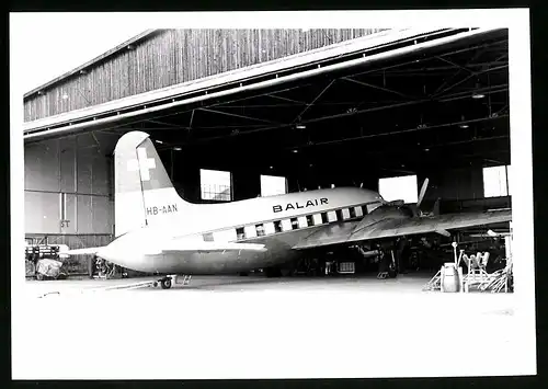 Fotografie Flugzeug Douglas DC-3, Passagierflugzeug Balair, Kennung HB-AAN