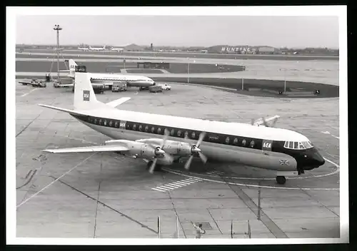 Fotografie Flugzeug Vickers Vanguard, Passagierflugzeug BEA, Kennung G-APED