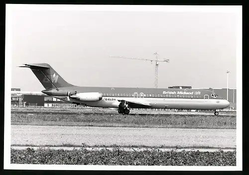 Fotografie Flugzeug Douglas DC-9, Passagierflugzeug British Midland, Kennung G-ELDH