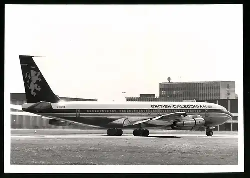 Fotografie Flugzeug Boeing 707, Passagierflugzeug British Caledonian, Kennung G-COHW