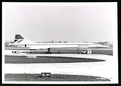 Fotografie Flugzeug Aérospatiale-BAC Concorde, Überschall-Passagierflugzeug British Airways, Kennung G-BOAD