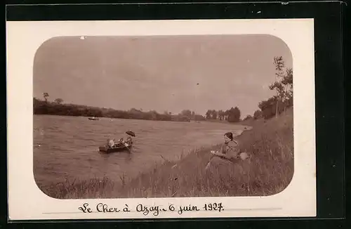 Foto-AK Azay-le-Rideau, Uferpartie und Boot