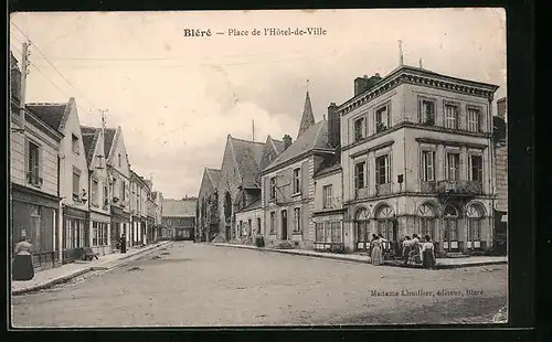 AK Bléré, Place de l`Hôtel-de-Ville