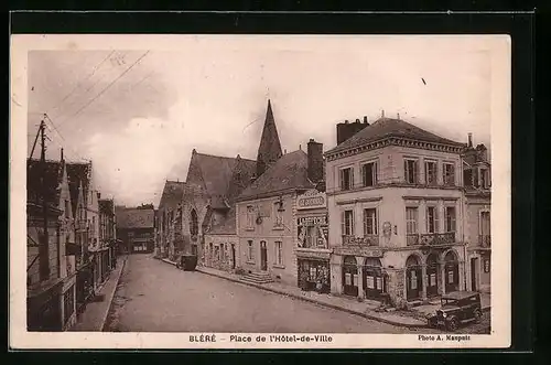 AK Bléré, Place de l`Hôtel-de-Ville