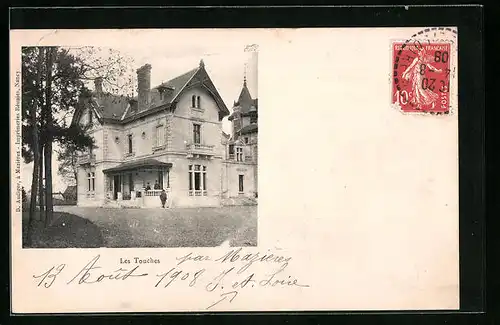 AK Les Touches, Ortspartie mit Gebäudeansicht