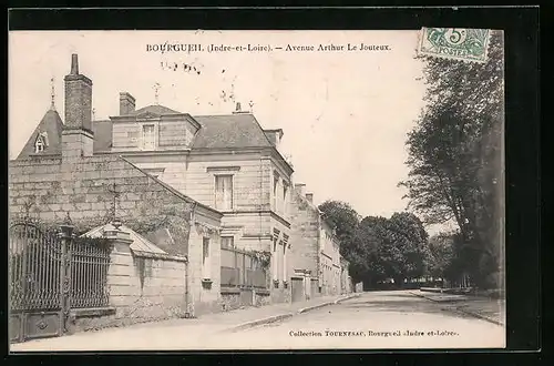 AK Bourgueil, Avenue Arthur Le Jouteux