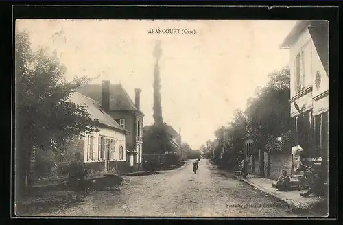 AK Abancourt, auf der Strasse vor den Wohnhäusern