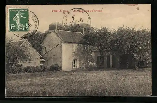 AK Parnes, Cour interieur du Pavillon