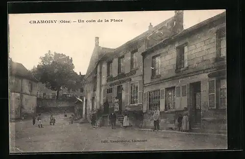 AK Cramoisy, Un Coin de la Place