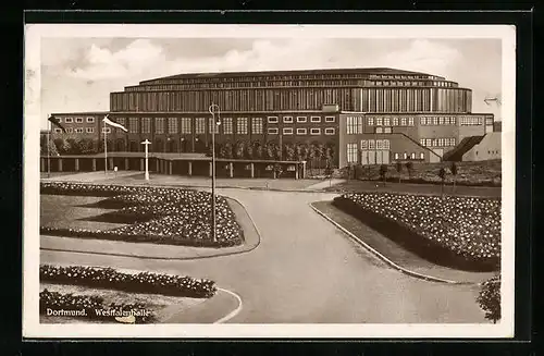 AK Dortmund, Westalenhalle mit Vorplatz