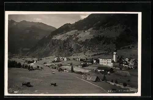 AK Neustift im Stubai, Ortsansicht aus der Ferne