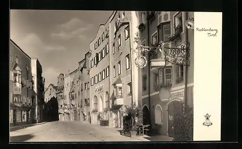 AK Rattenberg, Strassenpartie mit Gasthof Kanzler Bienner